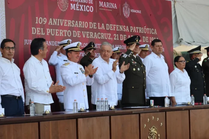 “Estamos unidos y estamos fuertes para enfrentar a las mafias del poder, tanto en México como las mafias del poder del extranjeros”, dijo López Obrador