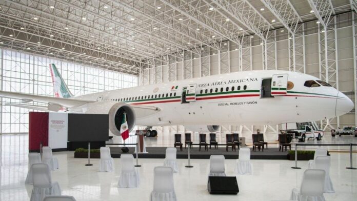 “El avión ya está pagado al 100 por ciento y no se le debe a ninguna entidad”, dijo el director de Banobras, Jorge Mendoza