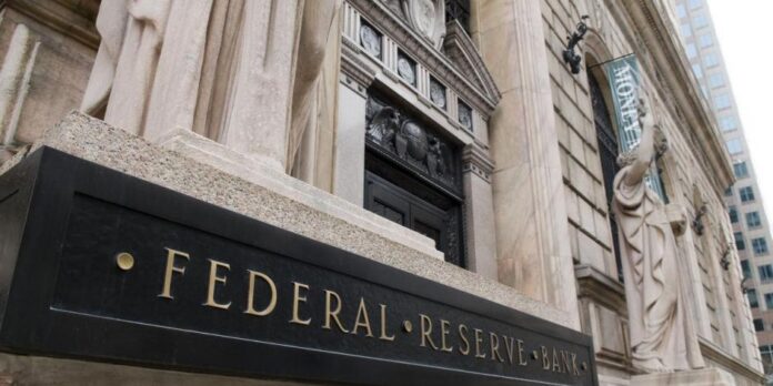 Fed lleva su tasa de interés a su nivel más alto en 16 años