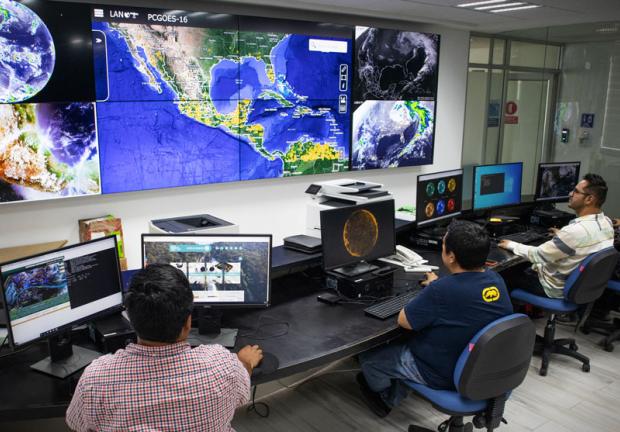 El algoritmo se conecta al satélite geoestacionario de la NASA, por medio del cual los científicos realizan un monitoreo permanente de los incendios forestales