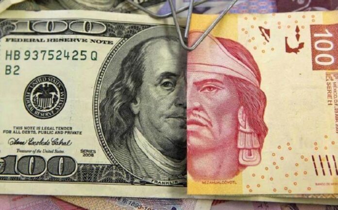 La divisa de México alcanzó este pasado 16 de mayo, las 17.50 unidades por dólar.