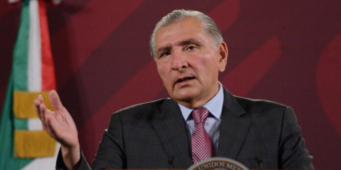 Con el objetivo de inscribirse para contender por la candidatura de Morena a la presidencia