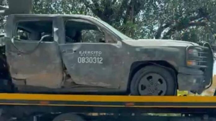 Aparentemente algunos agentes perdieron sus piernas tras la explosión