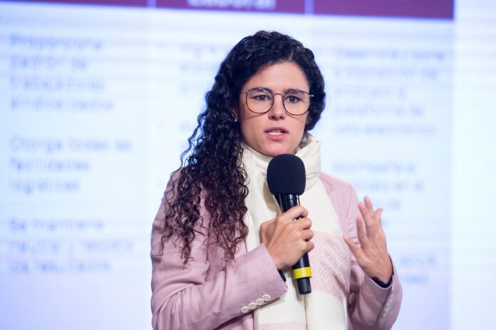 Andrés Manuel señaló que a mediados de semana Luisa María Alcalde podrá tomar el cargo.