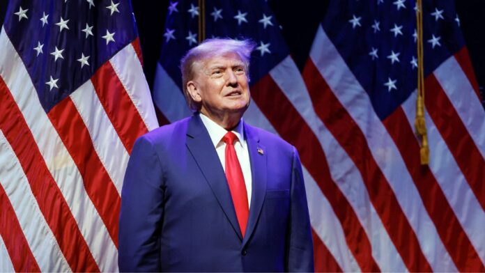 Fue fichado y detenido por las autoridades federales alrededor de las 2:20 p. m.